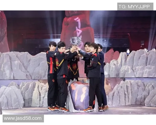 CSGO比赛经验排行榜揭晓FPX强势登顶第三名引发热议